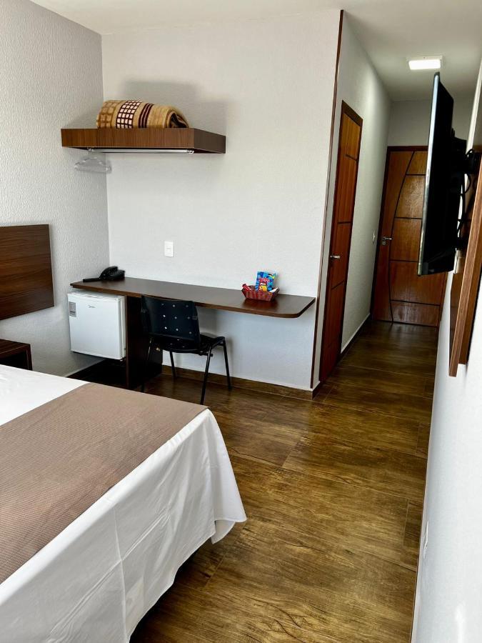 Nantes Executive Hotel Pitanga Esterno foto